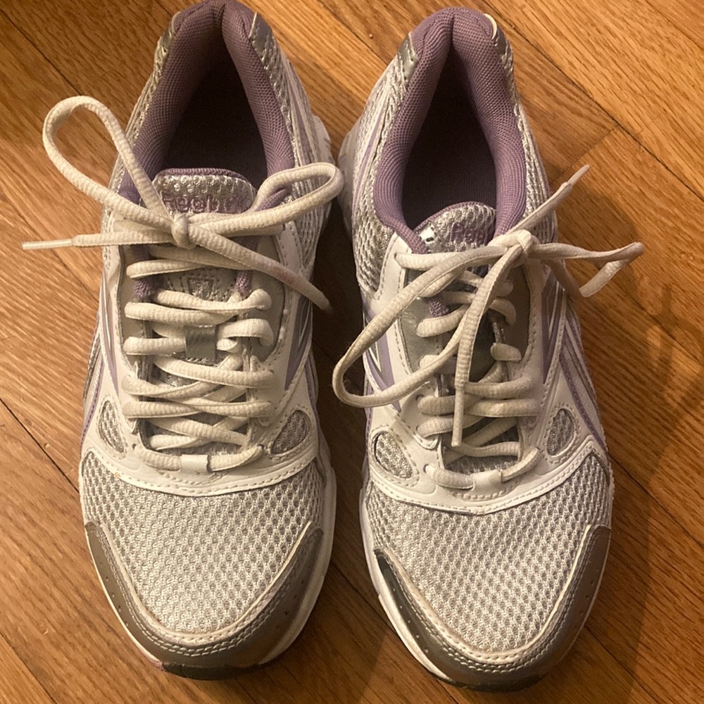 Reebok Sneakers